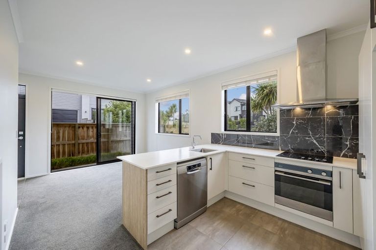 Photo of property in 23a Nellie Drive, Kumeu, 0810