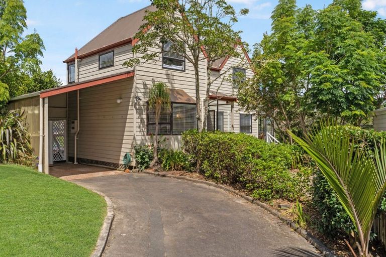 Photo of property in 6/60 Birkdale Road, Birkdale, Auckland, 0626
