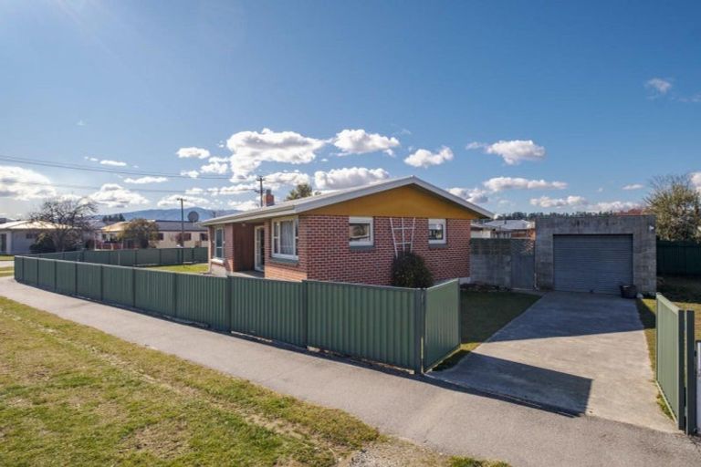 Photo of property in 23 Clutha Street, Alexandra, 9320