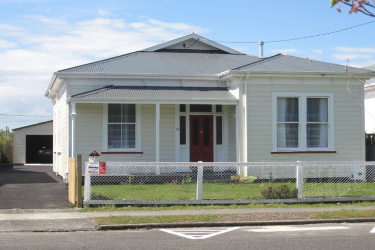 Photo of property in 12 Gloucester Street, Whanganui, 4500