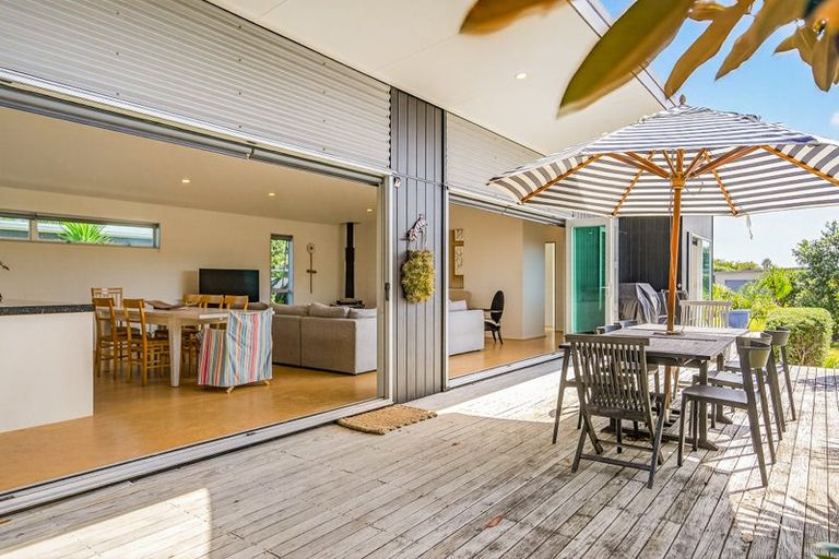 Photo of property in 10 Ti Tree Place, Mangawhai Heads, Mangawhai, 0505