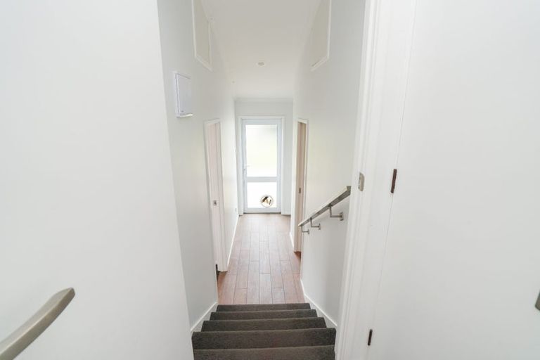 Photo of property in 20 Robert Street, Otatara, Invercargill, 9879