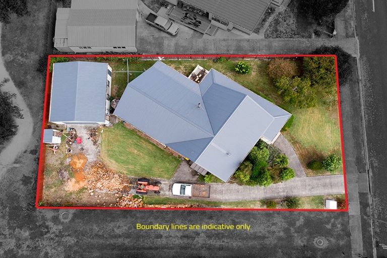 Photo of property in 17 Mahana Road, Ngatea, 3503