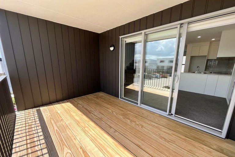 Photo of property in 39 Ngae Place, Mangere East, Auckland, 2024