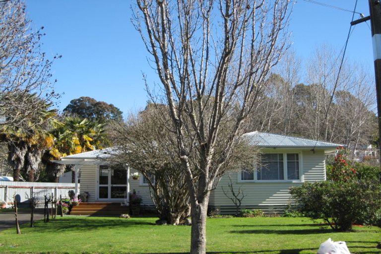 Photo of property in 3 Glenpark Place, Havelock North, 4130