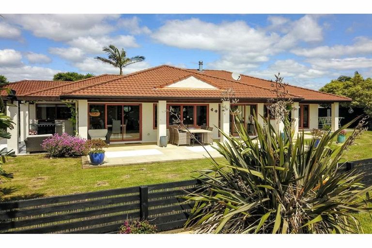 Photo of property in 33 Rarere Terrace, Kerikeri, 0230