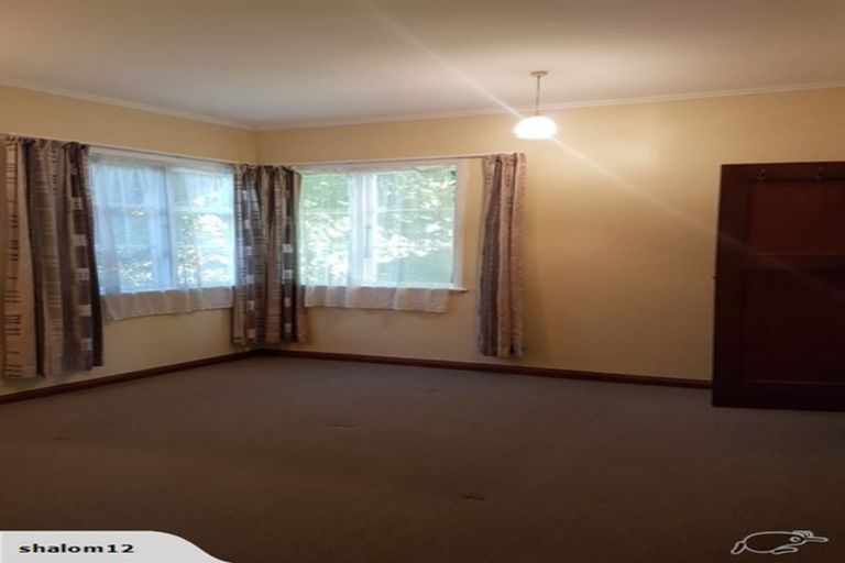 Photo of property in 2/3170 Great North Road, New Lynn, Auckland, 0600