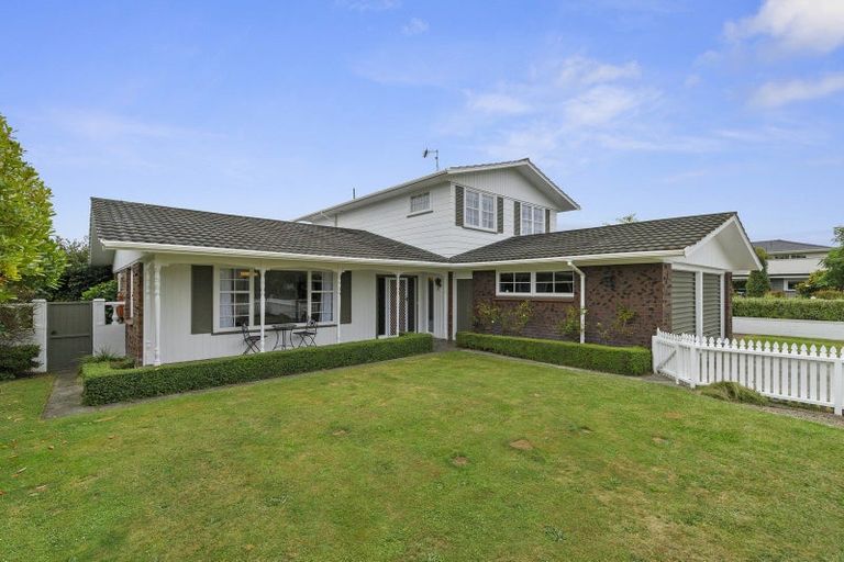 Photo of property in 10 Edwin Street, St Andrews, Hamilton, 3200