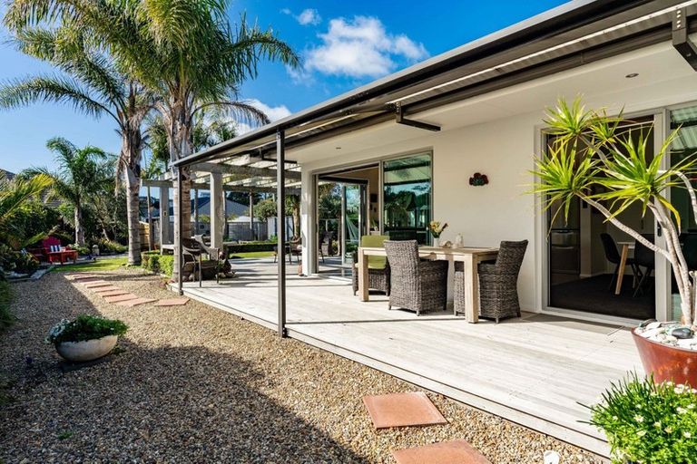 Photo of property in 6 Ti Tree Place, Mangawhai Heads, Mangawhai, 0505