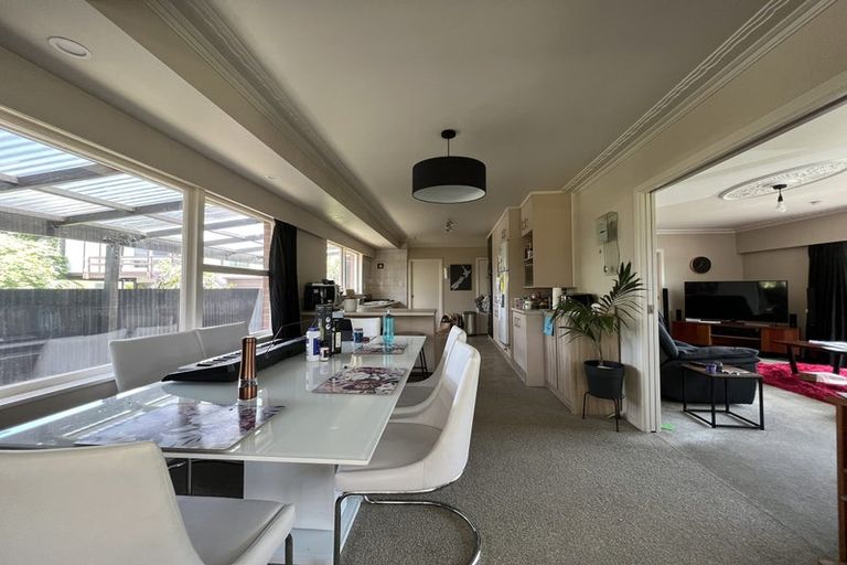 Photo of property in 9 Lynwood Place, Chedworth, Hamilton, 3210