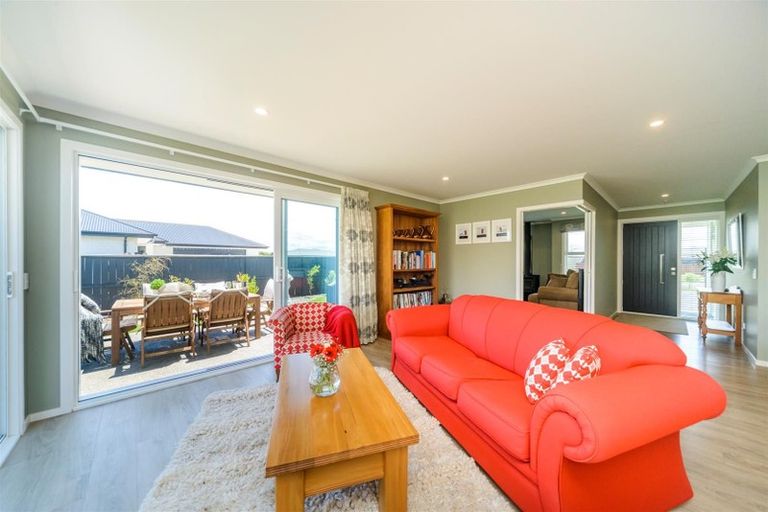 Photo of property in 19 George Street, Bulls, 4818