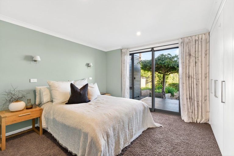 Photo of property in 40 Roslyn Road, Bluff Hill, Napier, 4110