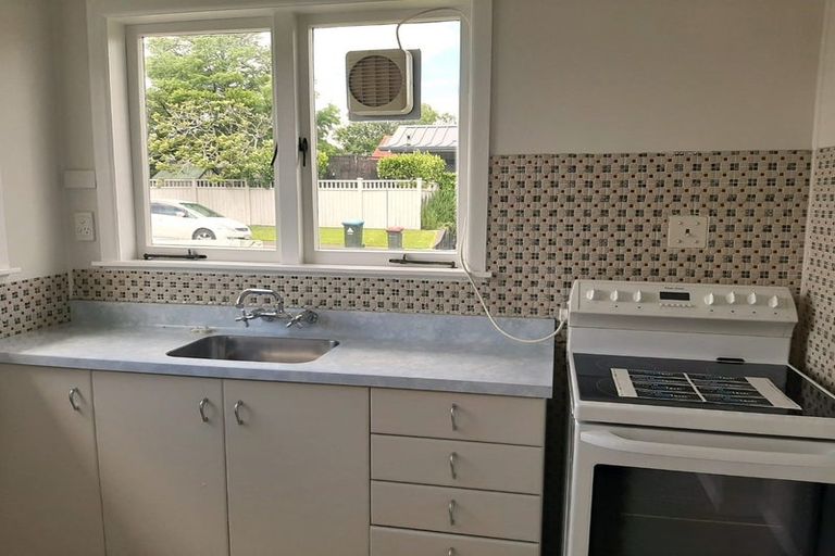 Photo of property in 10 Oakdale Road, Mount Roskill, Auckland, 1041