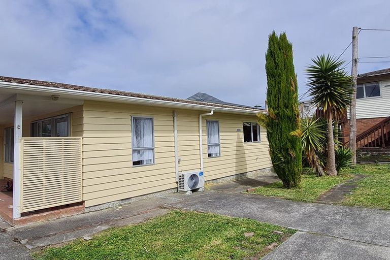 Photo of property in 31c Phillip Street, Johnsonville, Wellington, 6037