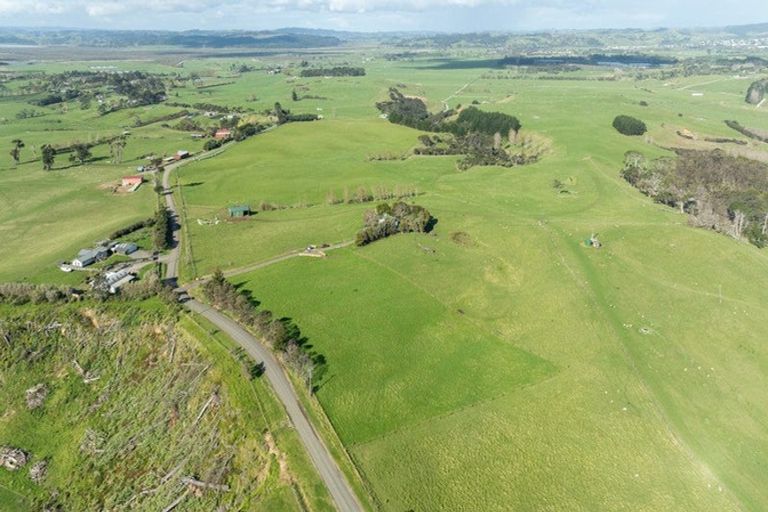 Photo of property in 179 Evans Road, South Head, 0874