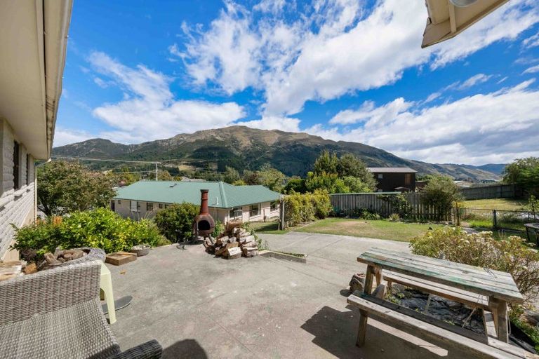 Photo of property in 144 Capell Avenue, Lake Hawea, Wanaka, 9382