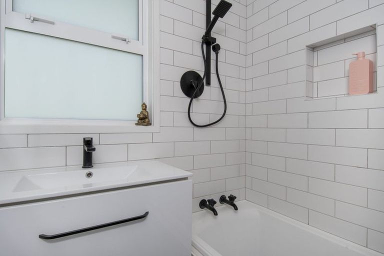 Photo of property in 20 Donovan Street, Te Puke, 3119