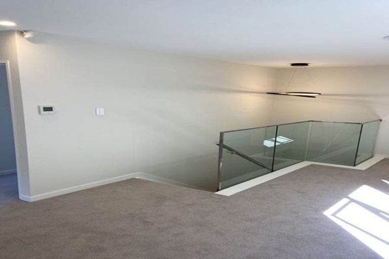 Photo of property in 16 Gecko Road, Hobsonville, Auckland, 0616