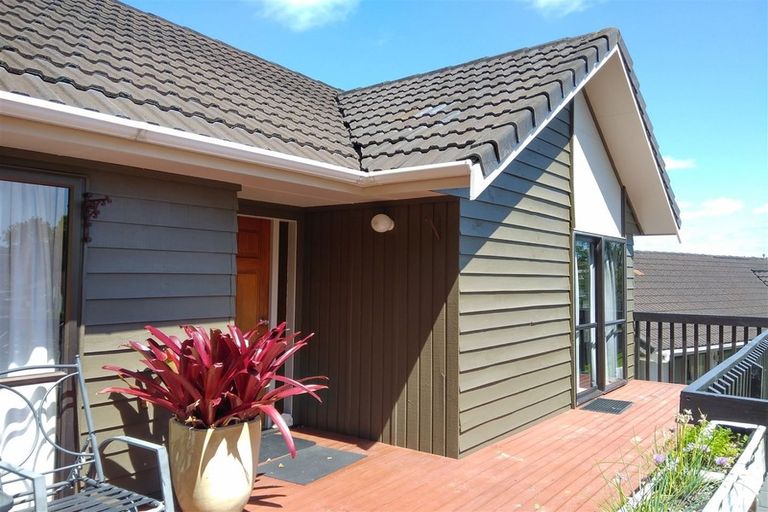 Photo of property in 66b The Circle, Manly, Whangaparaoa, 0930