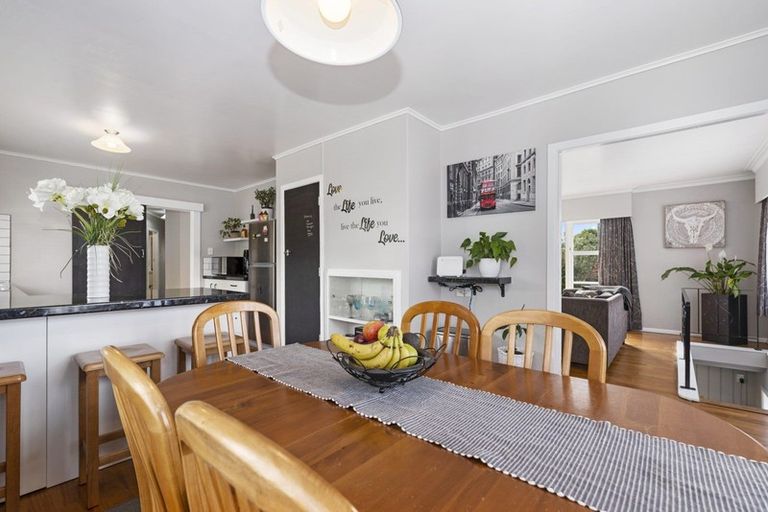 Photo of property in 22 Wharepaina Crescent, Springfield, Rotorua, 3015