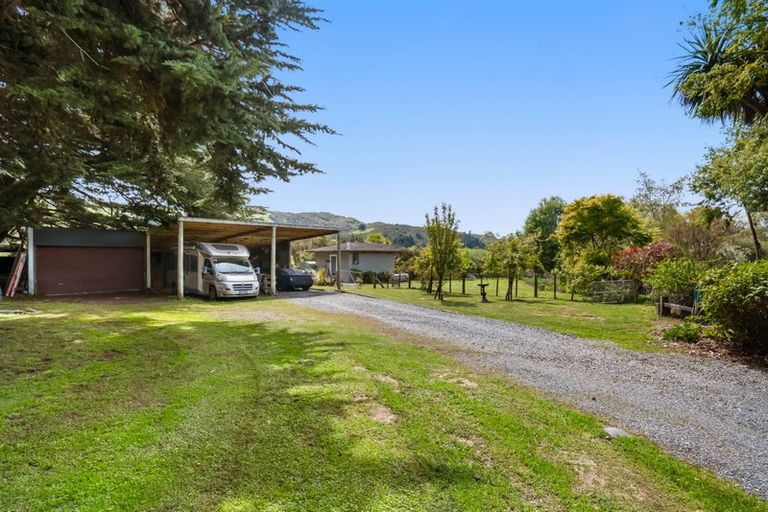 Photo of property in 31c Kakariki Way, Whitemans Valley, Upper Hutt, 5371