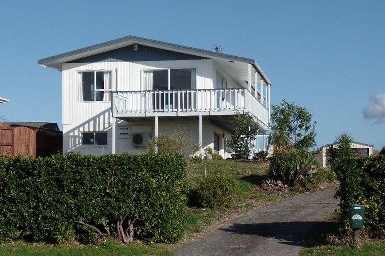 Photo of property in 696 Papamoa Beach Road, Papamoa Beach, Papamoa, 3118