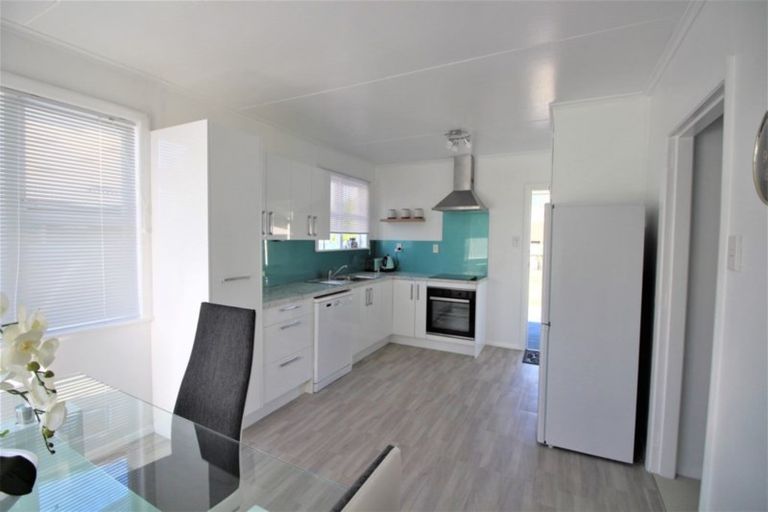 Photo of property in 4 Hamlet Street, Dannevirke, 4930