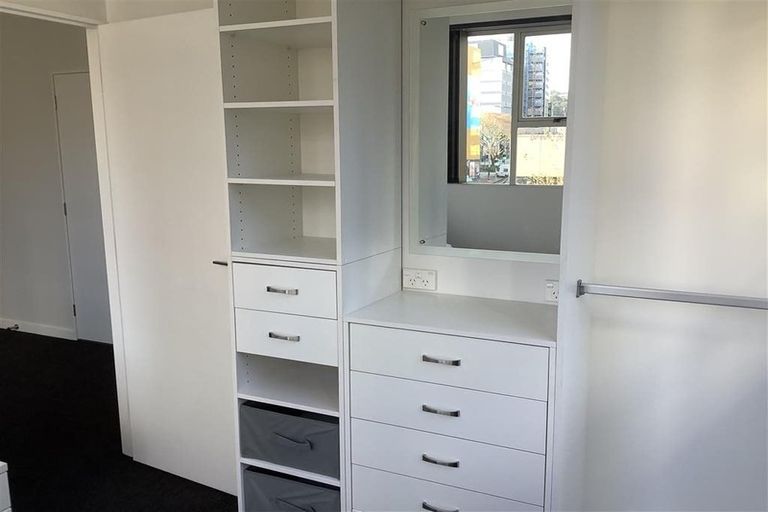 Photo of property in Regency Apartments, 2e/49 Manners Street, Te Aro, Wellington, 6011