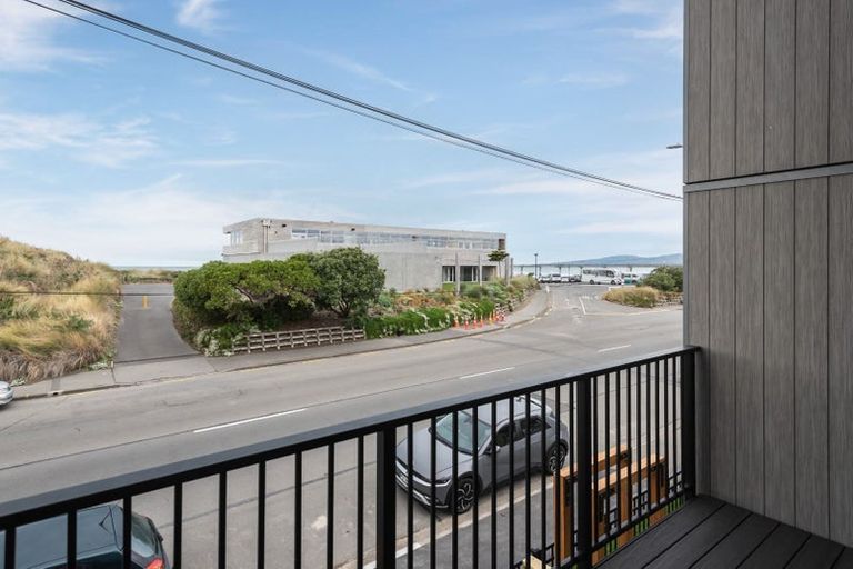 Photo of property in 9/180 Marine Parade, New Brighton, Christchurch, 8083