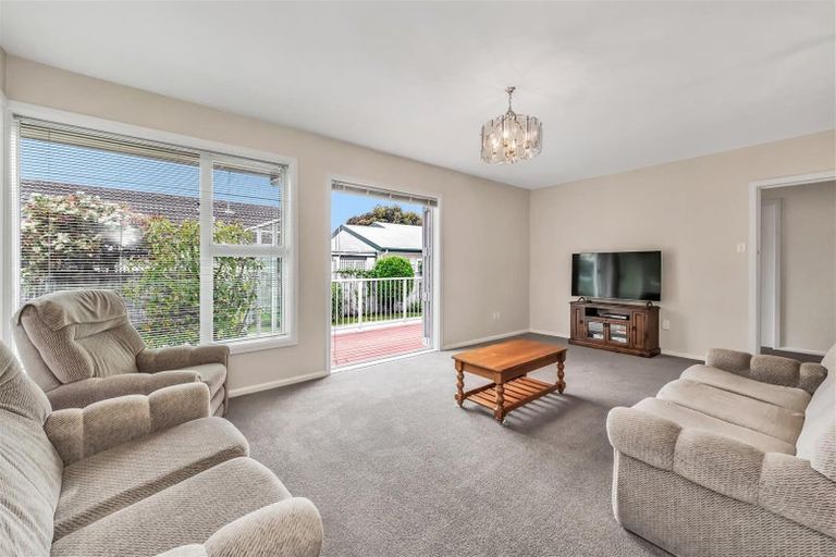 Photo of property in 9 Soleares Avenue, Mount Pleasant, Christchurch, 8081