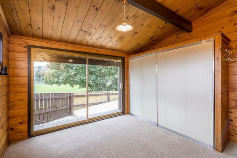 Photo of property in 22 Aorangi Road, Paraparaumu, 5032