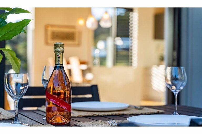 Photo of property in 140 Estuary Drive, Mangawhai Heads, Mangawhai, 0505