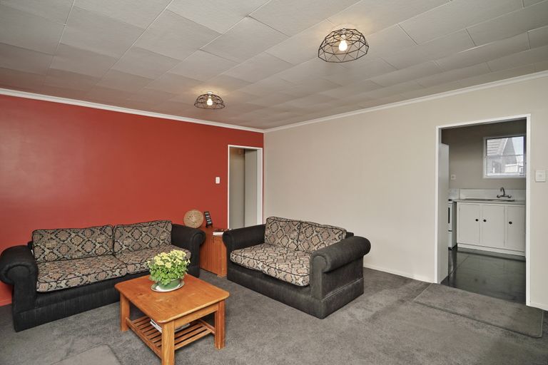 Photo of property in 72a Oram Avenue, New Brighton, Christchurch, 8061
