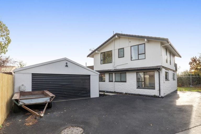 Photo of property in 76 Orrick Crescent, Avondale, Christchurch, 8061