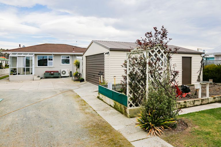 Photo of property in 7 Dalmeny Street, Oamaru North, Oamaru, 9400