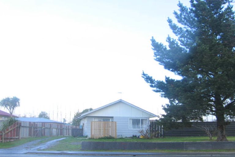 Photo of property in 355 Flaxmere Avenue, Flaxmere, Hastings, 4120