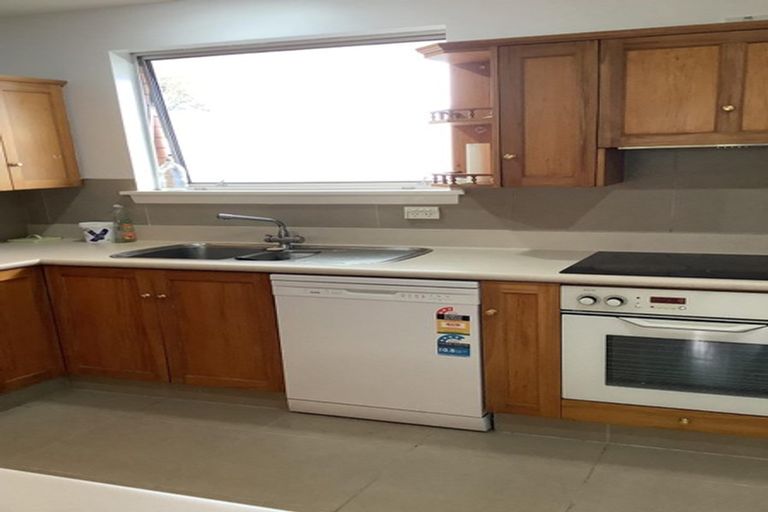 Photo of property in 21 Bucknell Street, Sockburn, Christchurch, 8042