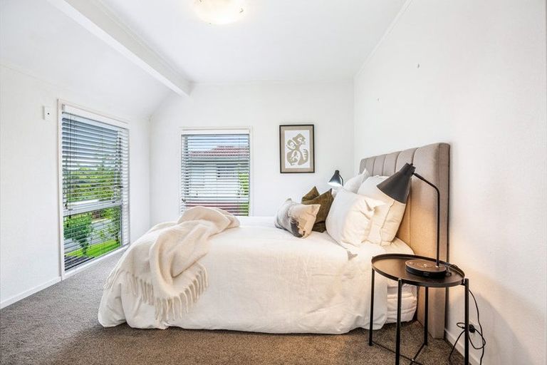 Photo of property in 1/25 Archers Road, Hillcrest, Auckland, 0629