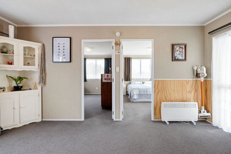 Photo of property in 43 Lansdowne Crescent, Glenview, Hamilton, 3206