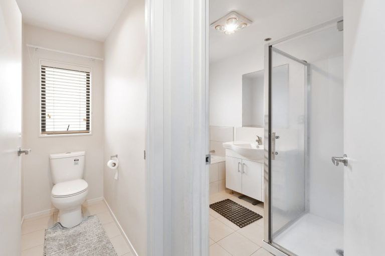 Photo of property in 12 Te Ironui Place, Huntington, Hamilton, 3210