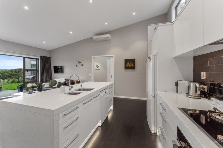 Photo of property in 13 Mo Street, Camborne, Porirua, 5026