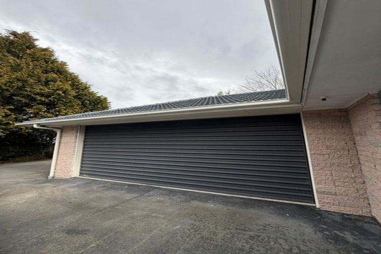 Photo of property in 2/94a Staveley Street, Avonhead, Christchurch, 8042