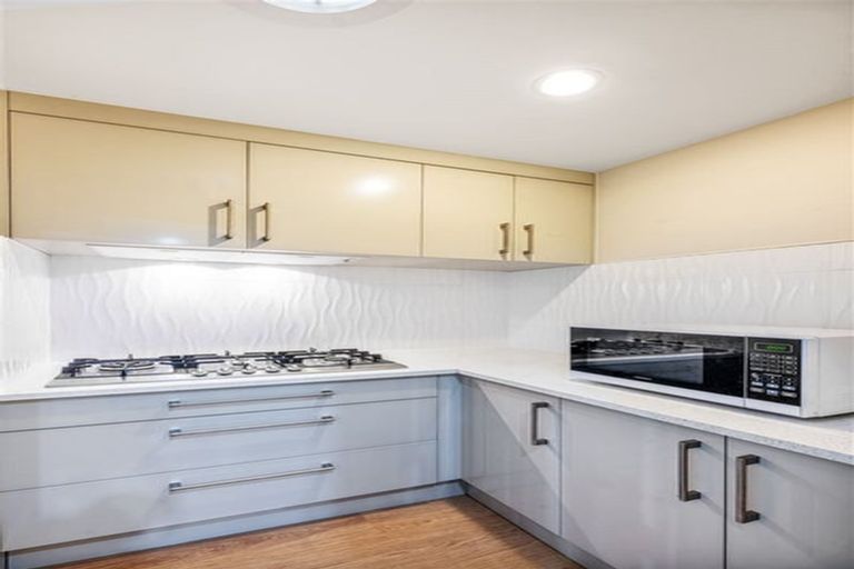 Photo of property in 18 Irongate Avenue, Ranui, Auckland, 0612