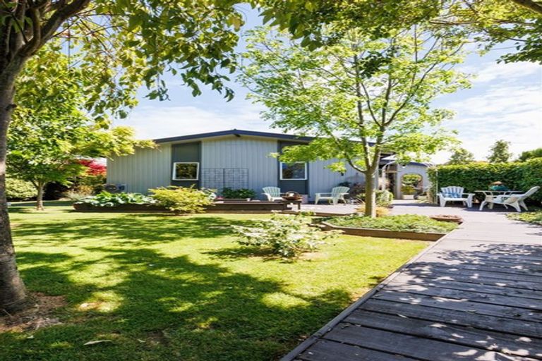Photo of property in 7 Dampier Avenue, Awapuni, Palmerston North, 4412