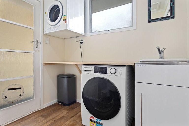 Photo of property in 35 Rata Avenue, Edgecumbe, 3120