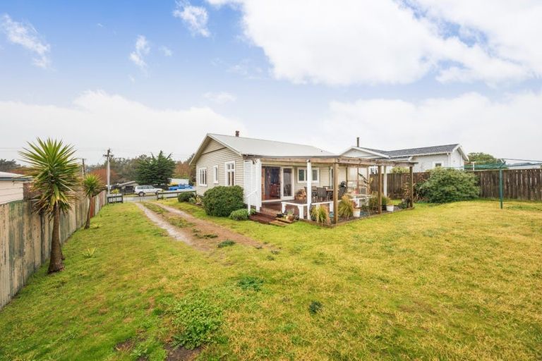 Photo of property in 20 Barling Street, Himatangi Beach, Foxton, 4891