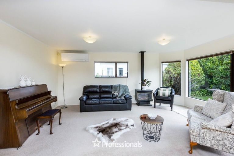 Photo of property in 70b Gibbons Street, Ebdentown, Upper Hutt, 5018