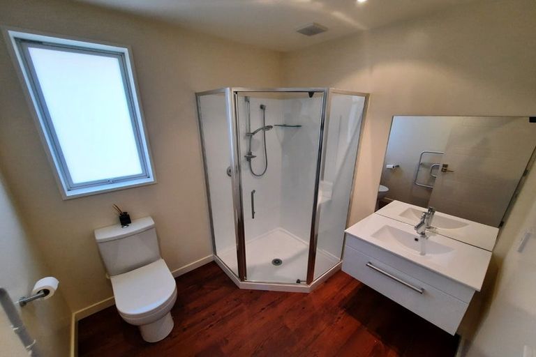 Photo of property in 42 Moncks Spur Road, Redcliffs, Christchurch, 8081