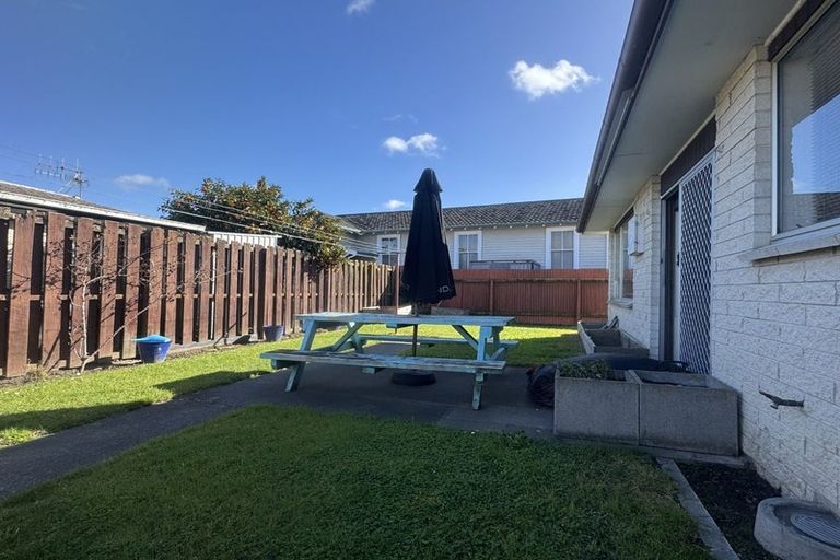Photo of property in 2/93 Riverbend Road, Onekawa, Napier, 4110