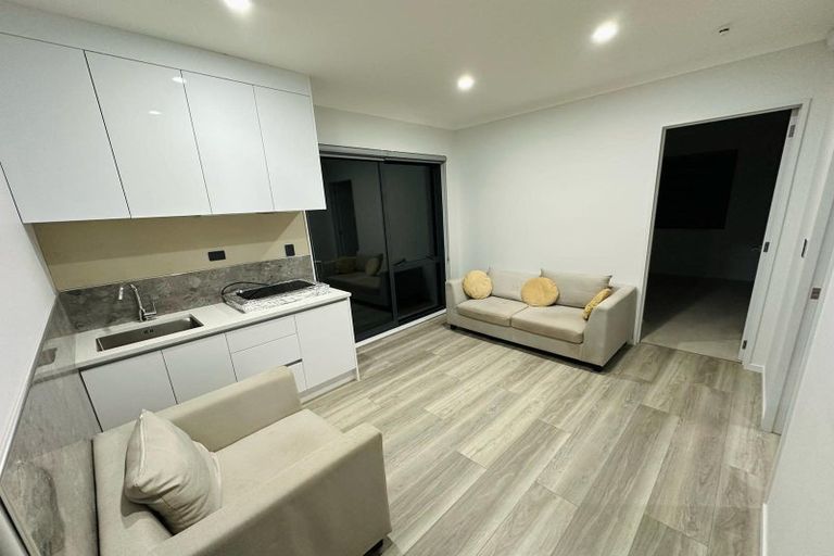 Photo of property in 24 Rathfarnham Road, Flat Bush, Auckland, 2019